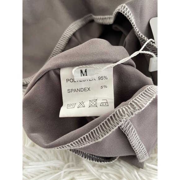 NWT Unbranded Sleeveless Asymmetrical Crop Top Size M - Picture 7 of 7